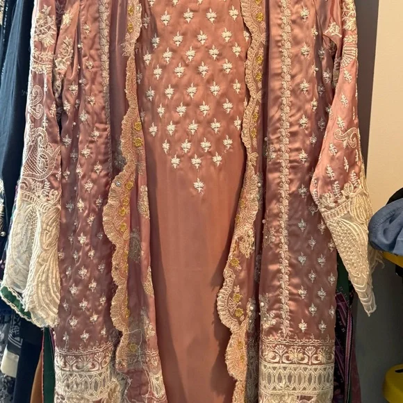 Pakistani designer shalwar Kameez sana safinaz asim jofa Maria b used medium Eid - Picture 7 of 16